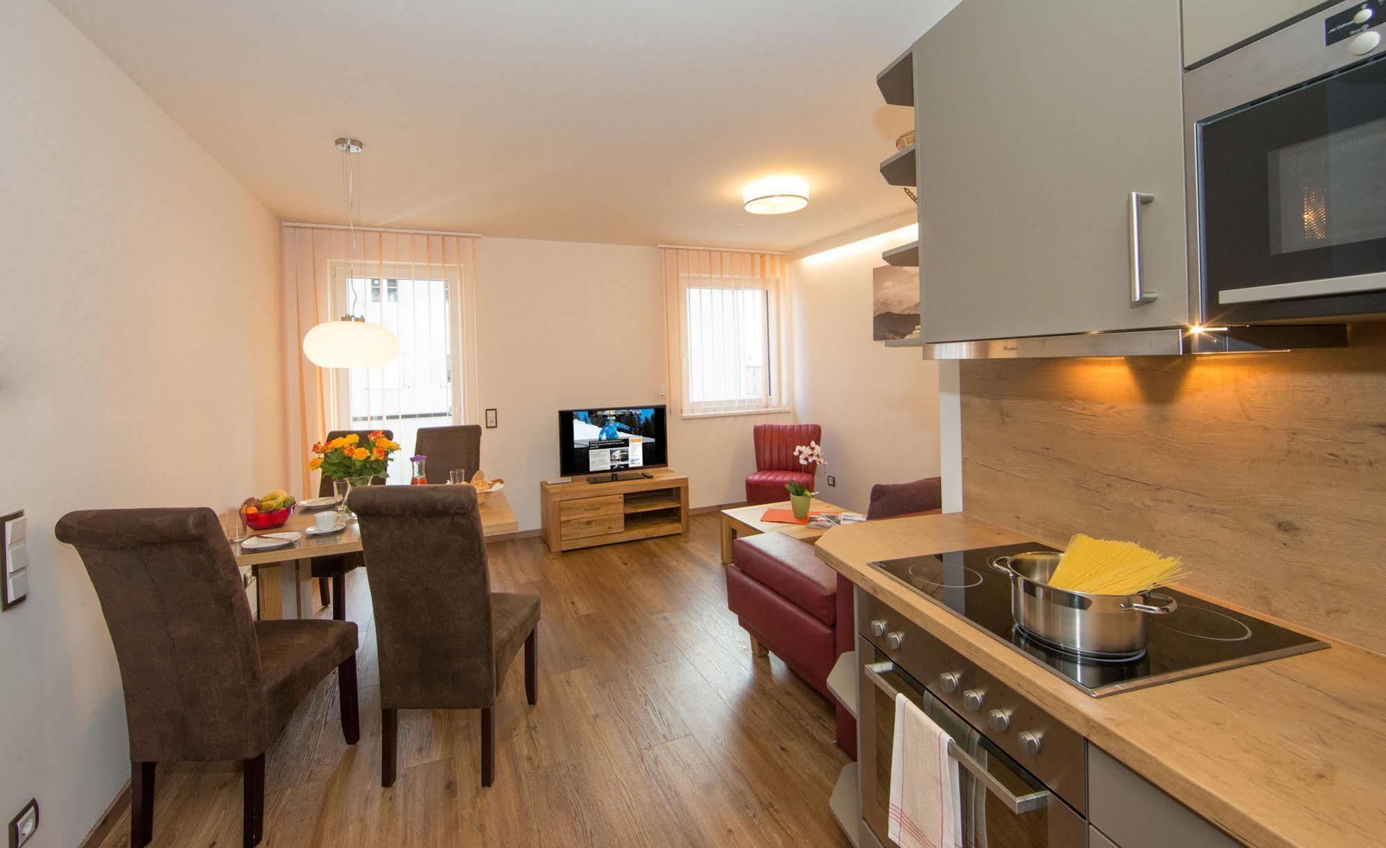 Living Schoenwies Including Zell Am See-kaprun Summercard Apartment Zell am See